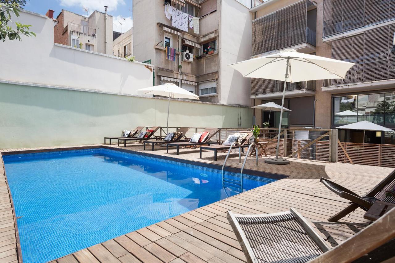 Apartment Barcelona Rentals - Gracia Pool Apartments Center Exterior photo