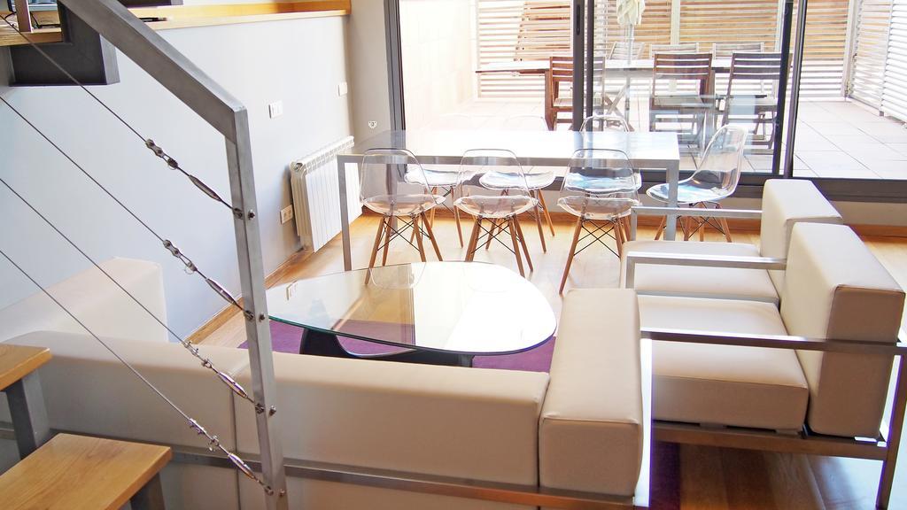 Apartment Barcelona Rentals - Gracia Pool Apartments Center Exterior photo